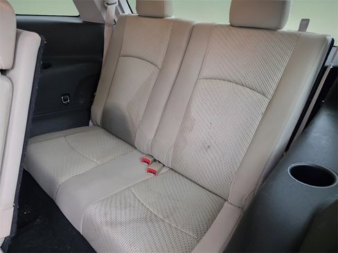 Used 2015 Dodge Journey American Value Package w/ Flexible Seating Group image 15