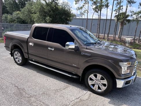 Used 2015 Ford F150 XLT w/ Equipment Group 302A Luxury AWD/4WD image 15