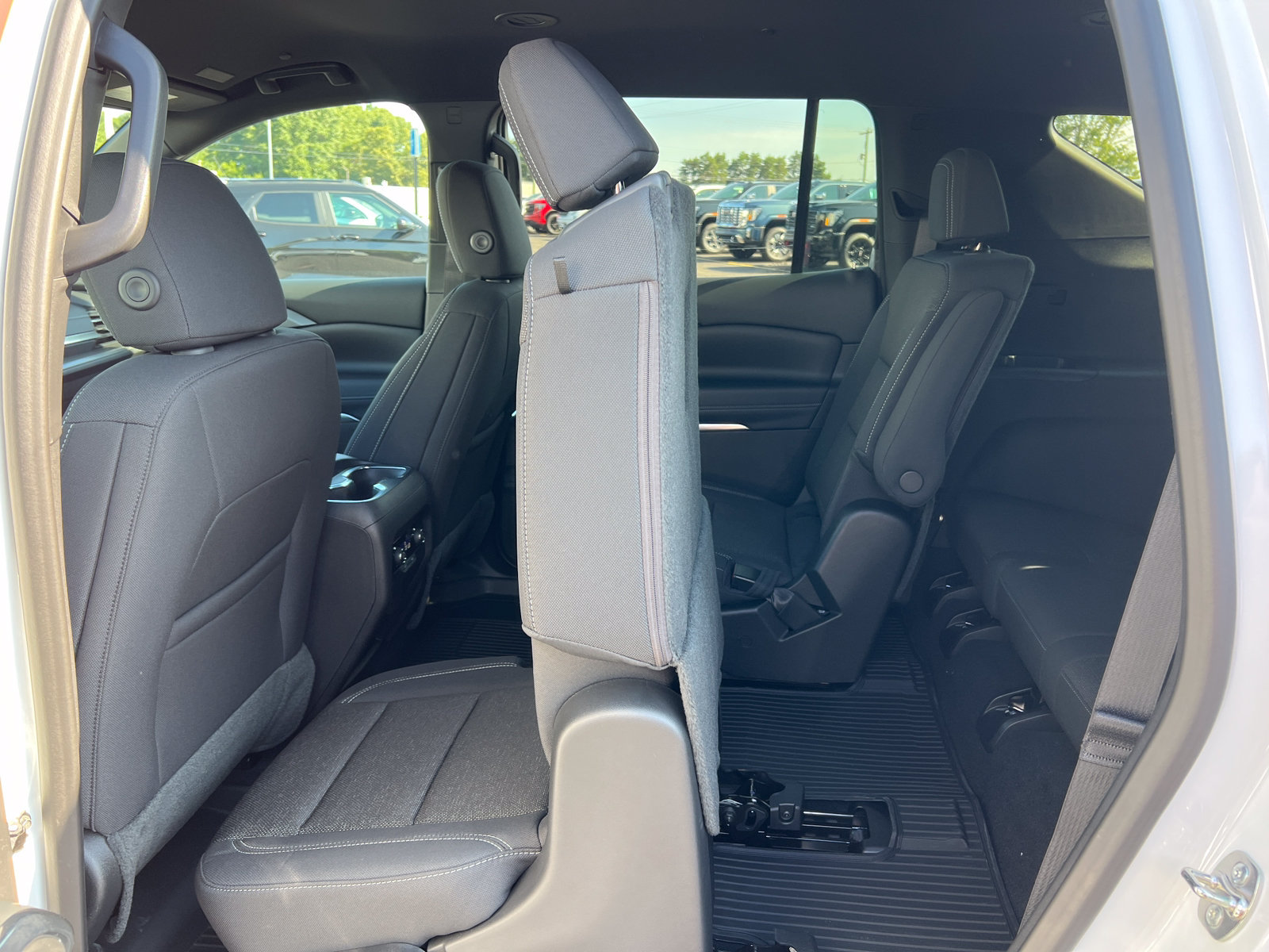 New 2027 Chevrolet Traverse LT w/ Driver Confidence Package AWD/4WD image 6