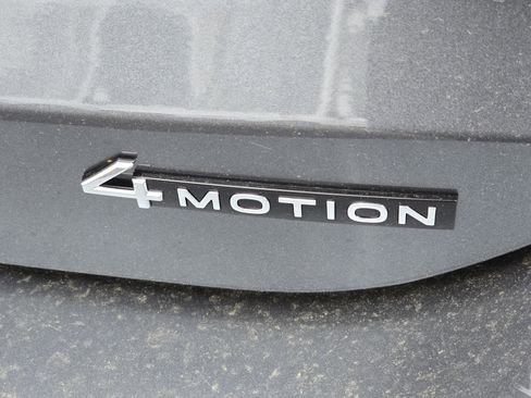 New 2026 Volkswagen Tiguan SE AWD/4WD image 13