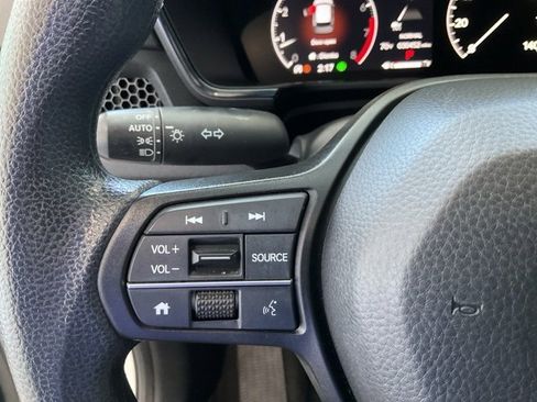 Used 2024 Honda CR-V EX image 11