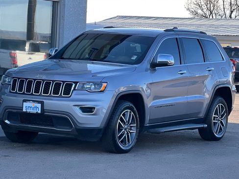 Used 2021 Jeep Grand Cherokee Limited w/ Luxury Group II AWD/4WD image 9