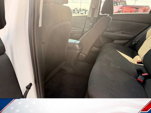 Used 2021 Hyundai Elantra SEL FWD image 15