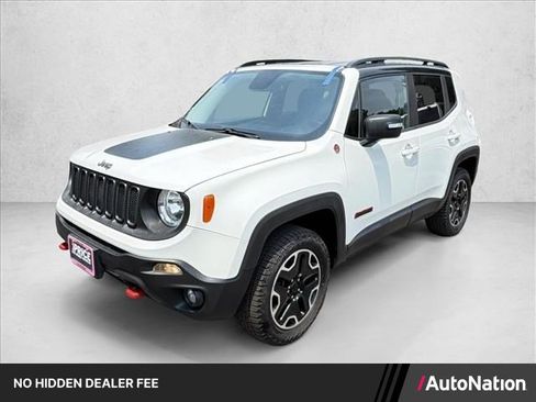 Used 2017 Jeep Renegade Trailhawk AWD/4WD image 1