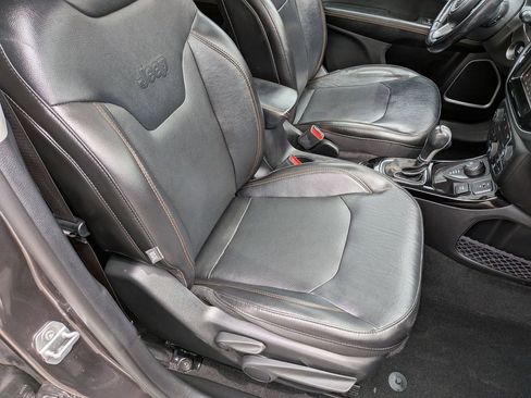 Used 2019 Jeep Compass Limited AWD/4WD image 26