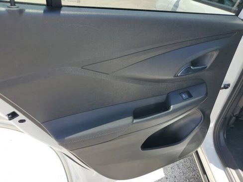 Used 2024 Buick Envista Avenir FWD image 21