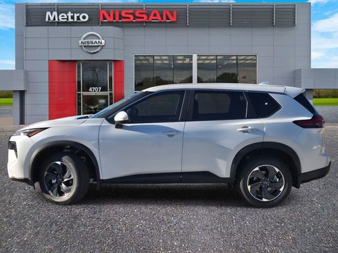 New 2026 Nissan Rogue SV image 3