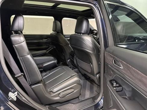 Used 2023 Jeep Grand Cherokee L Overland AWD/4WD image 60