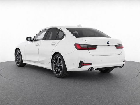 Used 2022 BMW 330i Sedan w/ Premium Package 2 RWD image 32