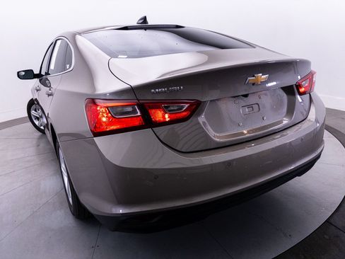Used 2024 Chevrolet Malibu LS FWD image 4