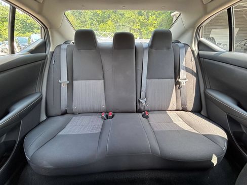 Used 2025 Nissan Sentra SV FWD image 28