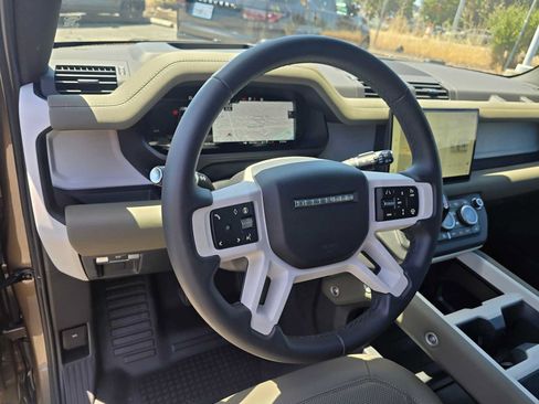 Used 2025 Land Rover Defender 110 S AWD/4WD image 25