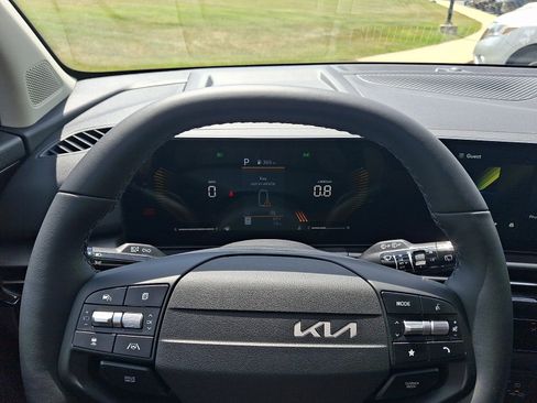 New 2026 Kia Sportage LX w/ LX Convenience Package AWD/4WD image 13