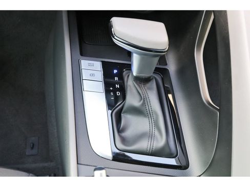 Certified 2025 Hyundai Elantra Sport w/ Cargo Package FWD image 27