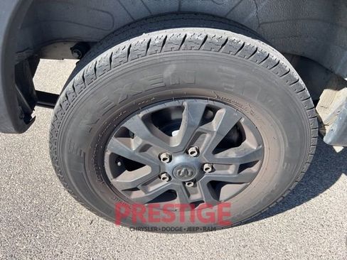 Used 2023 RAM ProMaster 2500 w/ Driver Convenience Group image 16