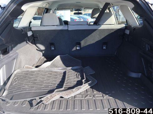 Used 2020 Subaru Outback Premium image 26
