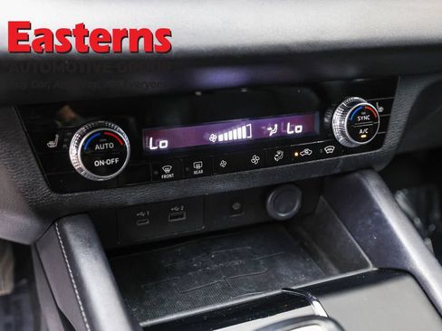 Used 2023 Mitsubishi Outlander SE AWD/4WD image 18