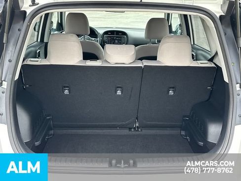 Used 2025 Kia Soul LX w/ LX Technology Package FWD image 21