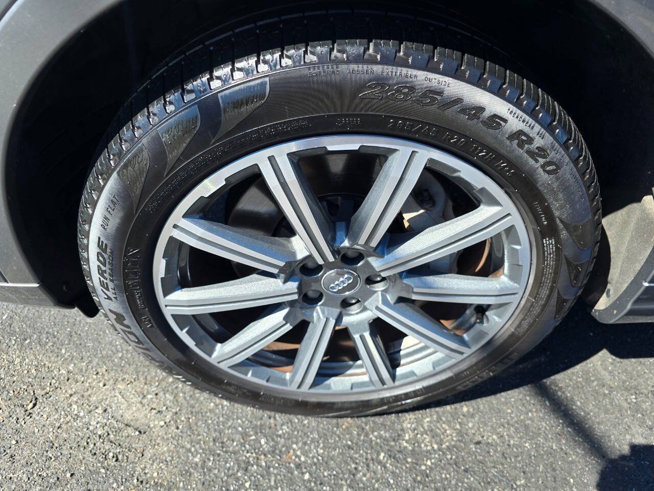 Used 2018 Audi Q7 3.0T Prestige AWD/4WD image 11