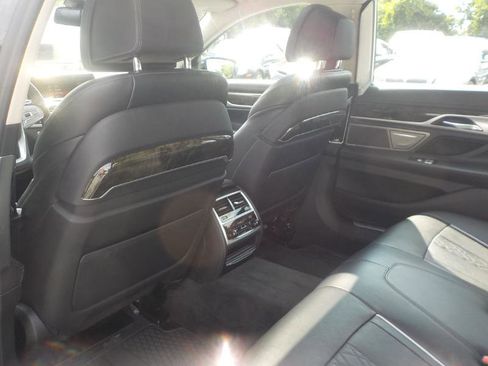 Used 2019 BMW 740i xDrive w/ Executive Package image 22