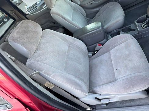 Used 2004 Toyota Tacoma PreRunner image 15