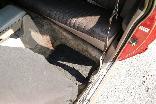 Used 1992 Ford Mustang LX RWD image 38