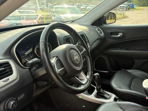Used 2021 Jeep Compass Latitude w/ Sun and Sound Group AWD/4WD image 44