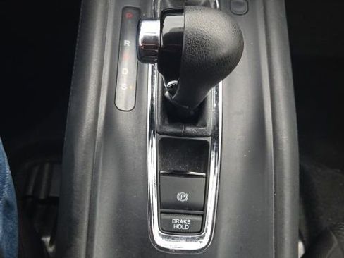 Used 2018 Honda HR-V EX image 30