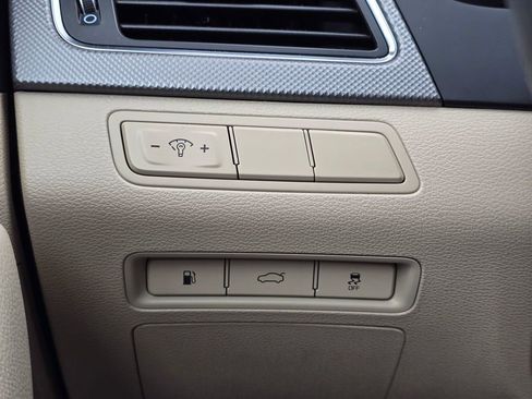 Used 2016 Hyundai Sonata SE FWD image 17