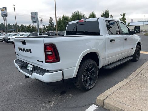 New 2025 RAM 1500 Big Horn image 17