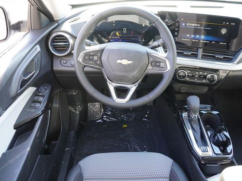New 2026 Chevrolet Trax LT w/ Driver Confidence Package image 12