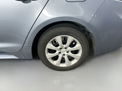 Used 2024 Toyota Corolla LE FWD image 13
