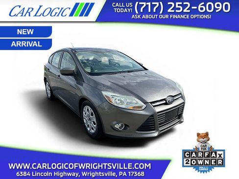 Used 2012 Ford Focus SE FWD image 1