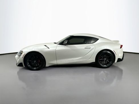 Used 2025 Toyota Supra image 9