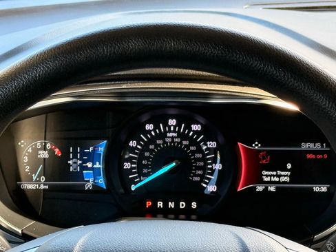 Used 2019 Ford Fusion SE image 34