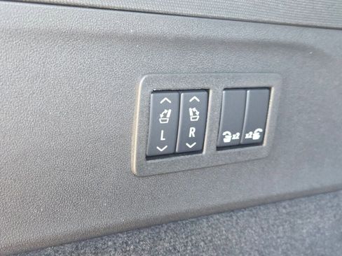 New 2026 Cadillac Escalade IQ Luxury 1 image 22