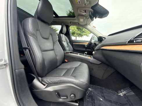Used 2023 Volvo XC90 B6 Plus w/ Protection Package Premier AWD/4WD image 28