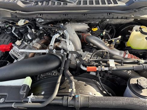 Used 2024 Ford F250 Limited image 39