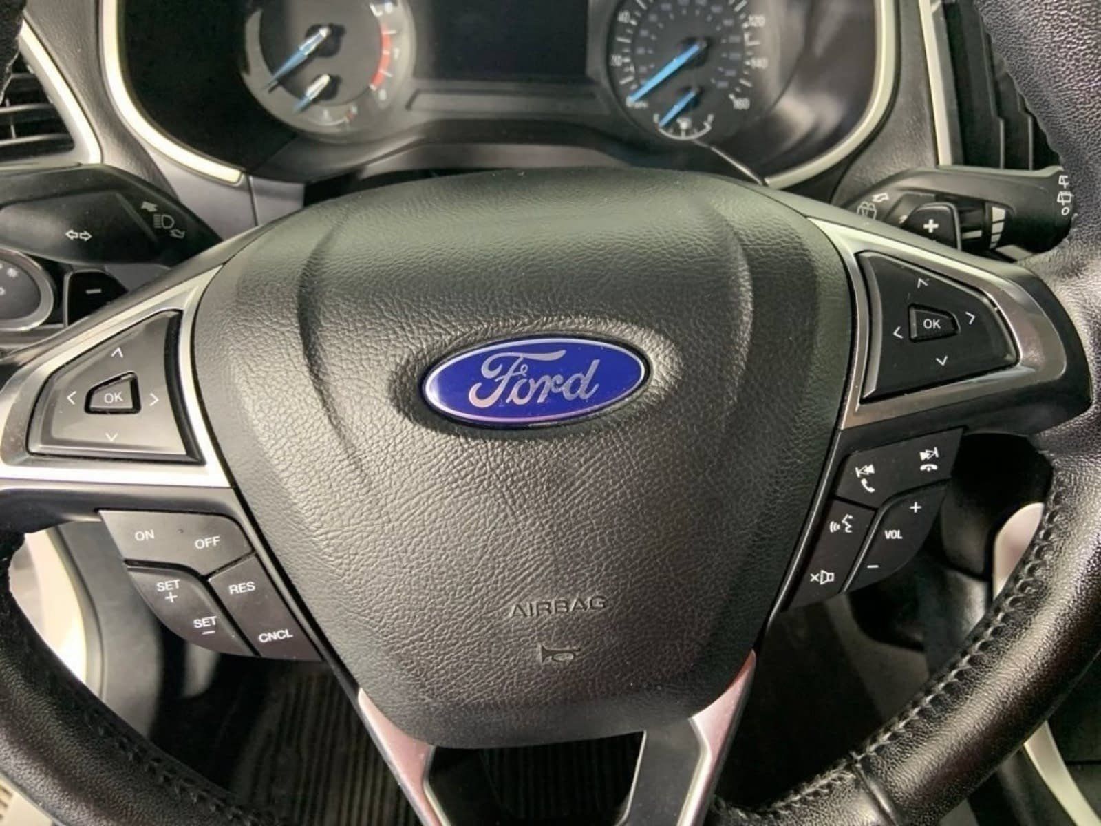 Used 2017 Ford Edge SEL AWD/4WD image 29