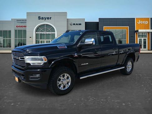 Used 2022 RAM 3500 Laramie AWD/4WD image 3