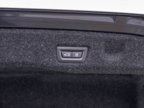 New 2026 BMW 530i xDrive w/ Executive Package image 31