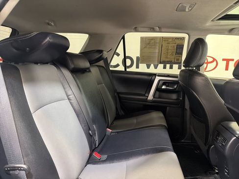 Used 2018 Toyota 4Runner SR5 Premium AWD/4WD image 14