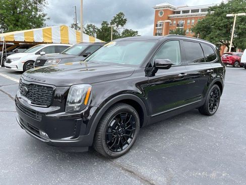 Used 2021 Kia Telluride SX w/ SX Prestige Package AWD/4WD image 3
