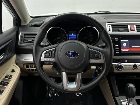 Used 2017 Subaru Outback 2.5i Premium image 23