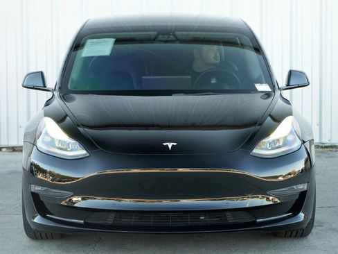 Used 2022 Tesla Model 3 Performance image 48