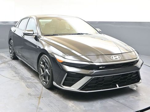 Certified 2025 Hyundai Elantra N Line image 8
