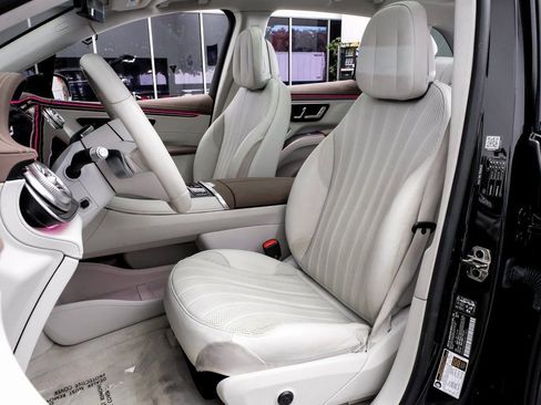 Used 2023 Mercedes-Benz EQS 580 4MATIC SUV image 44