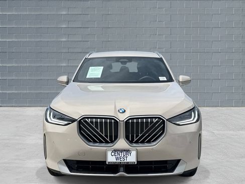 Used 2025 BMW X3 xDrive30i image 2