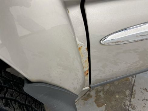 Used 2003 GMC Sierra 2500 SLT w/ SLT Preferred Equipment Group image 34