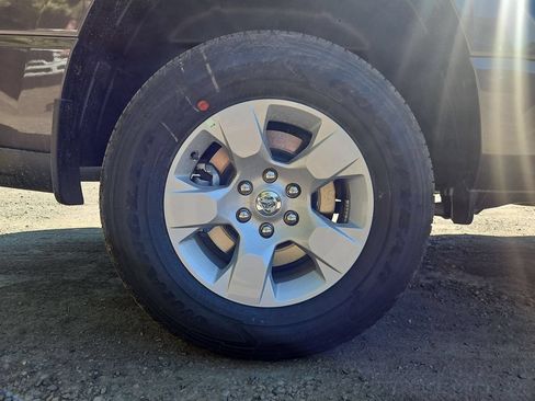 New 2026 RAM 1500 Big Horn AWD/4WD image 9